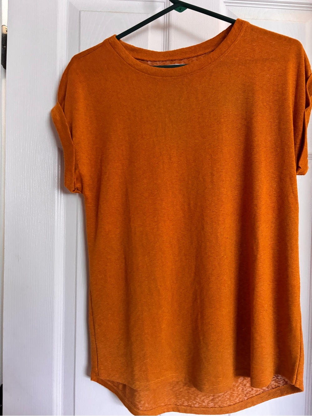 NWOT Versona Orange Crewneck Tee
